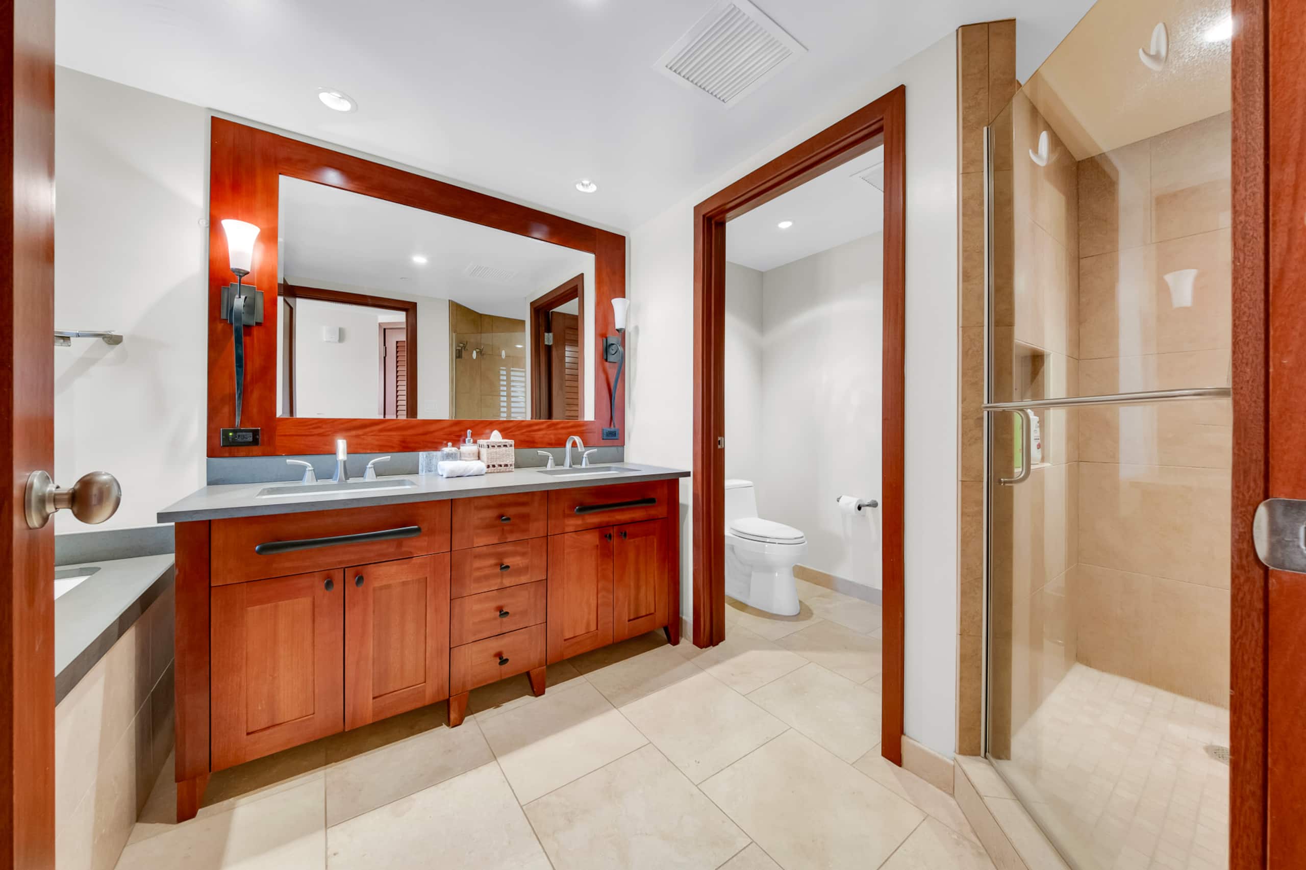 Condo in Kapolei · ★4.94 · 3 bedrooms · 4 beds · 3 private baths - Image 16