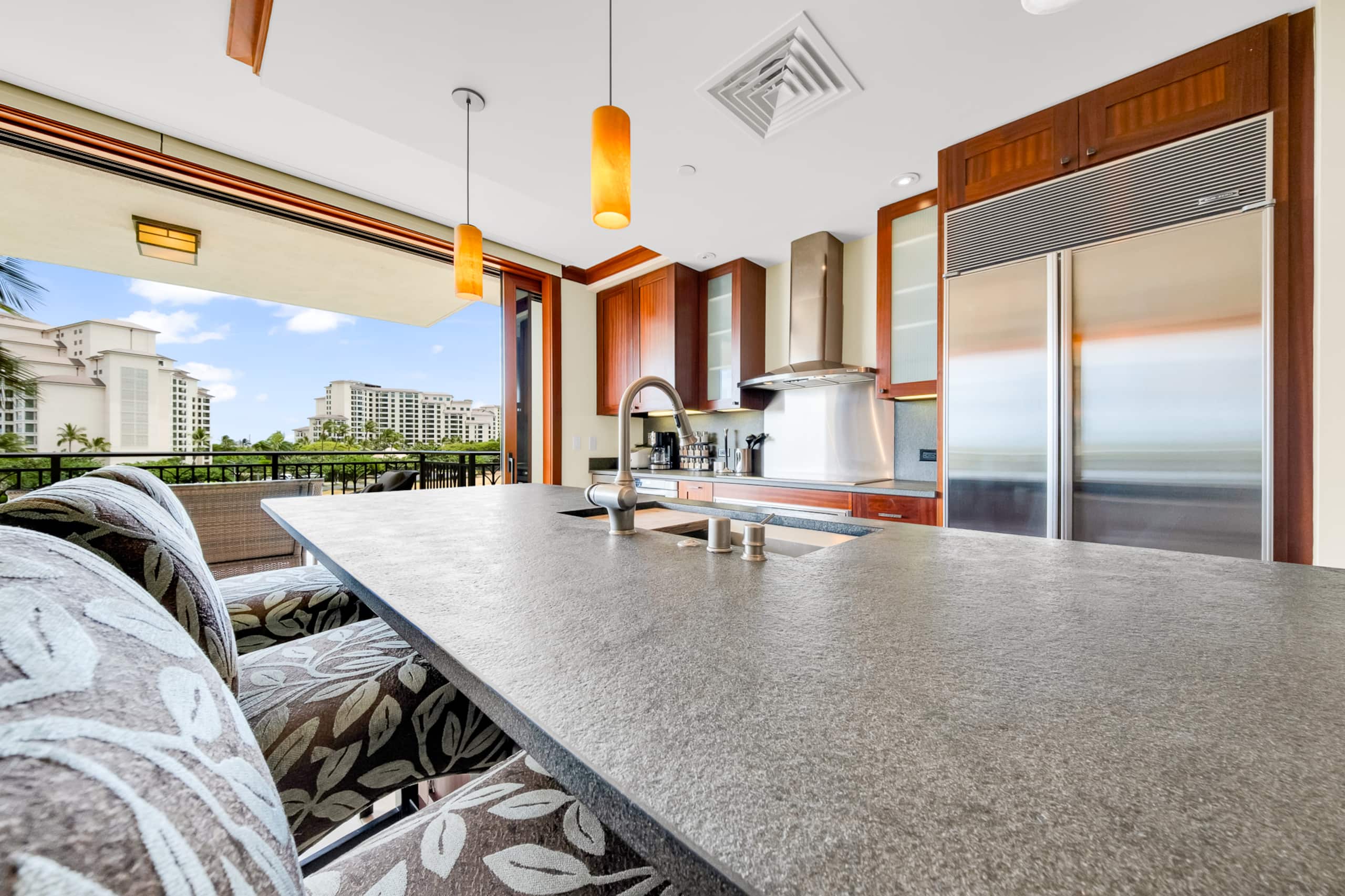 Condo in Kapolei · ★4.94 · 3 bedrooms · 4 beds · 3 private baths - Image 10