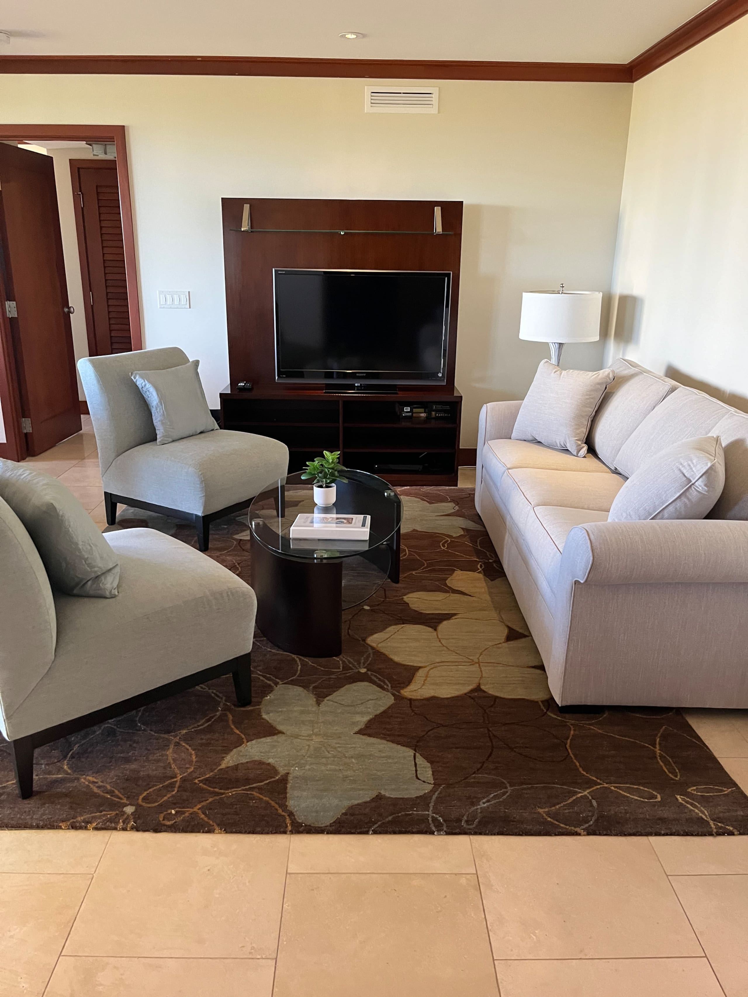 Condo in Kapolei · ★4.94 · 3 bedrooms · 4 beds · 3 private baths - Image 7