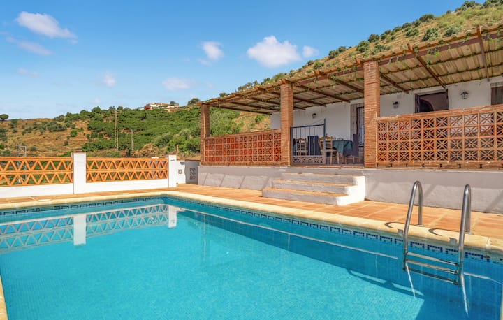 Gorgeous Home In Torrox - Torrox