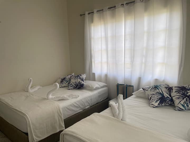 საძინებელი 1