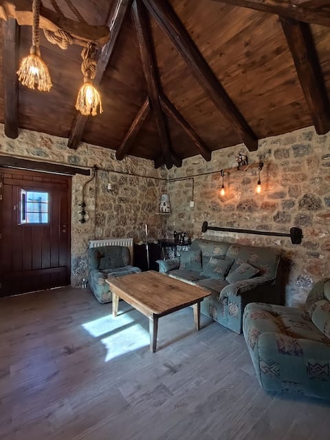 Successful Airbnb property: Velanidi in Δήμος Σικυωνίων