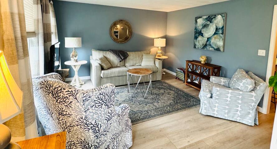 Walk to beach! Fall dates open. Sleep 10. gallery image 5