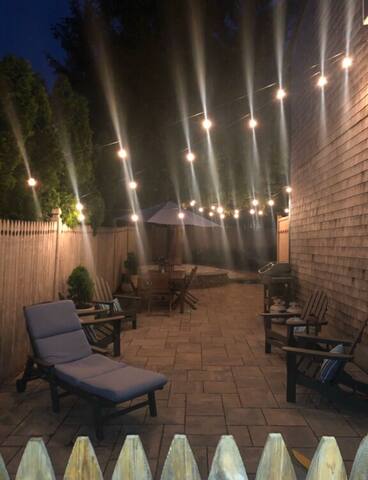 Walk to beach! Fall dates open. Sleep 10. gallery image 4