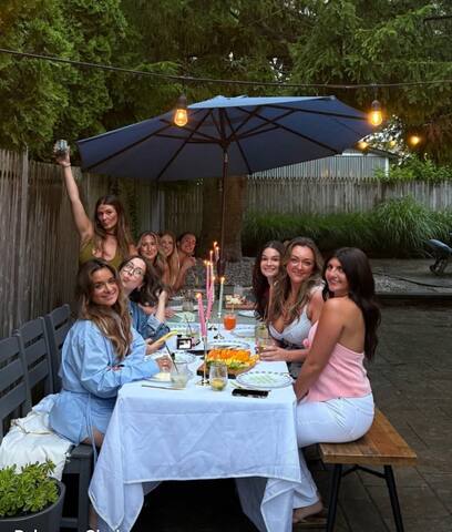 Walk to beach! Fall dates open. Sleep 10. gallery image 2