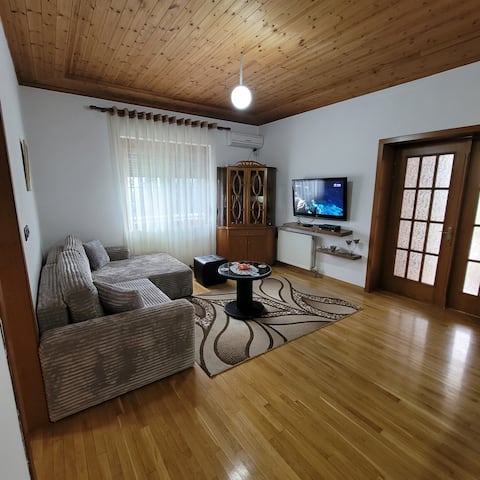 Top performing Airbnb: Jona Guest House in Gjirokastër