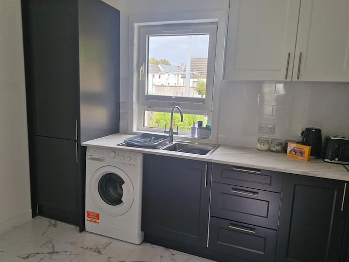 2-bed Near Skye Bridge | Wi-fi, Parking & 2 Shower - Plockton