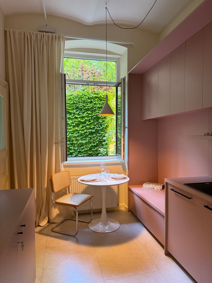 Nivy Apartment - Bratislava