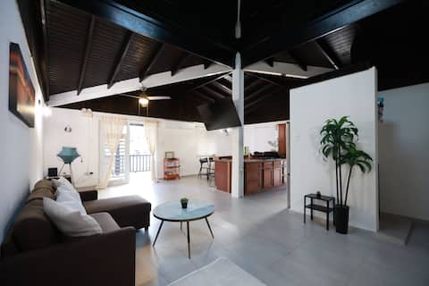 Villa Sibuco – Exclusive Stay Near the Beach