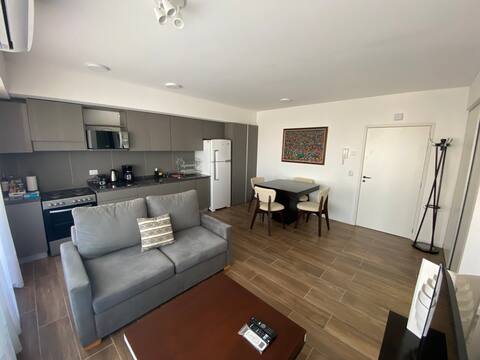 Propiedad de Airbnb exitosa: Super apartment in Boedo, BA with garage. en San Cristóbal