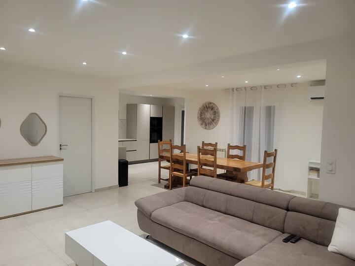Villa Avec Piscine, Plage à 3 Km - Six-Fours-les-Plages