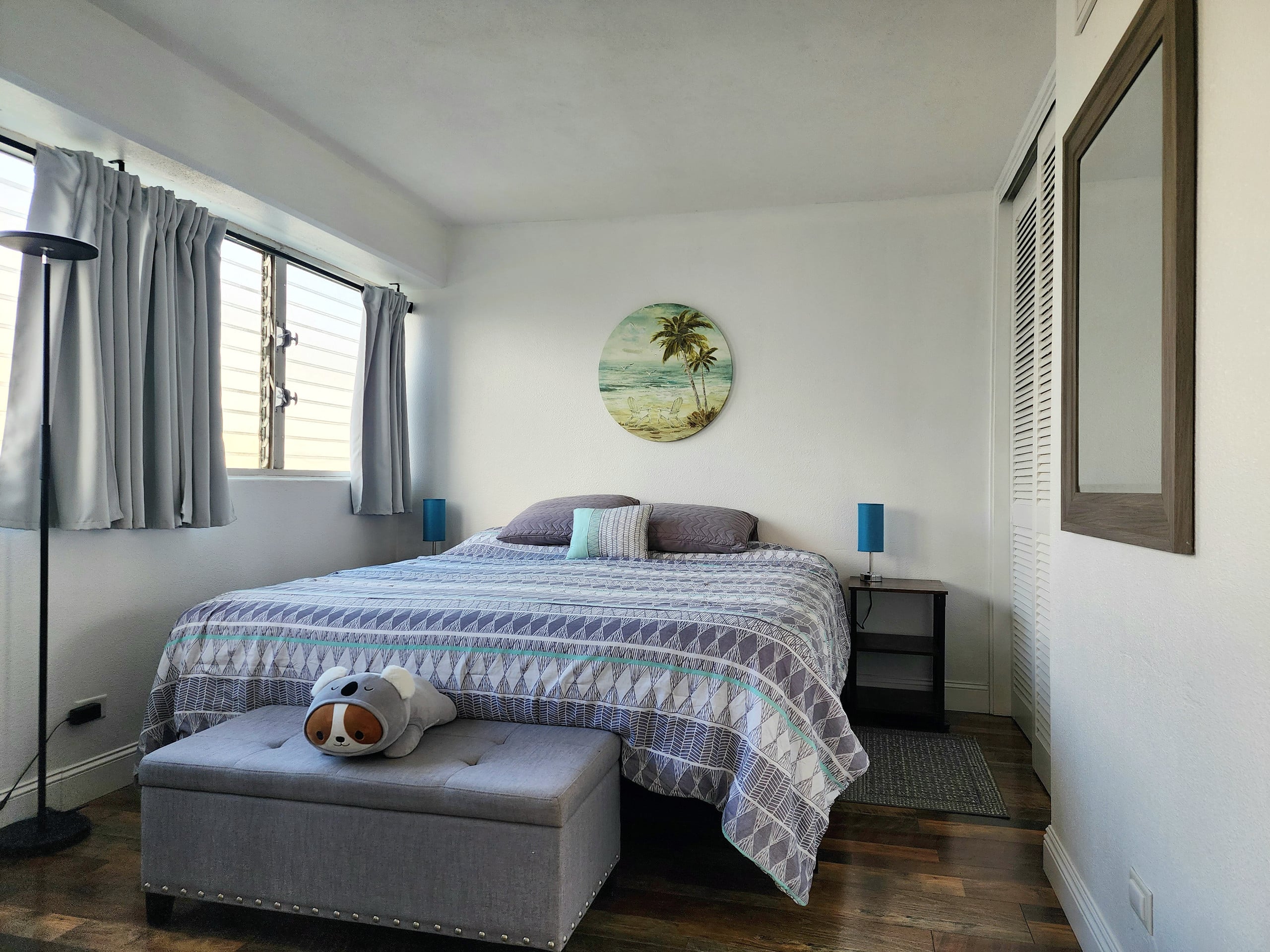 Scenic 2 BR Oasis w/Free Parking - Image 21