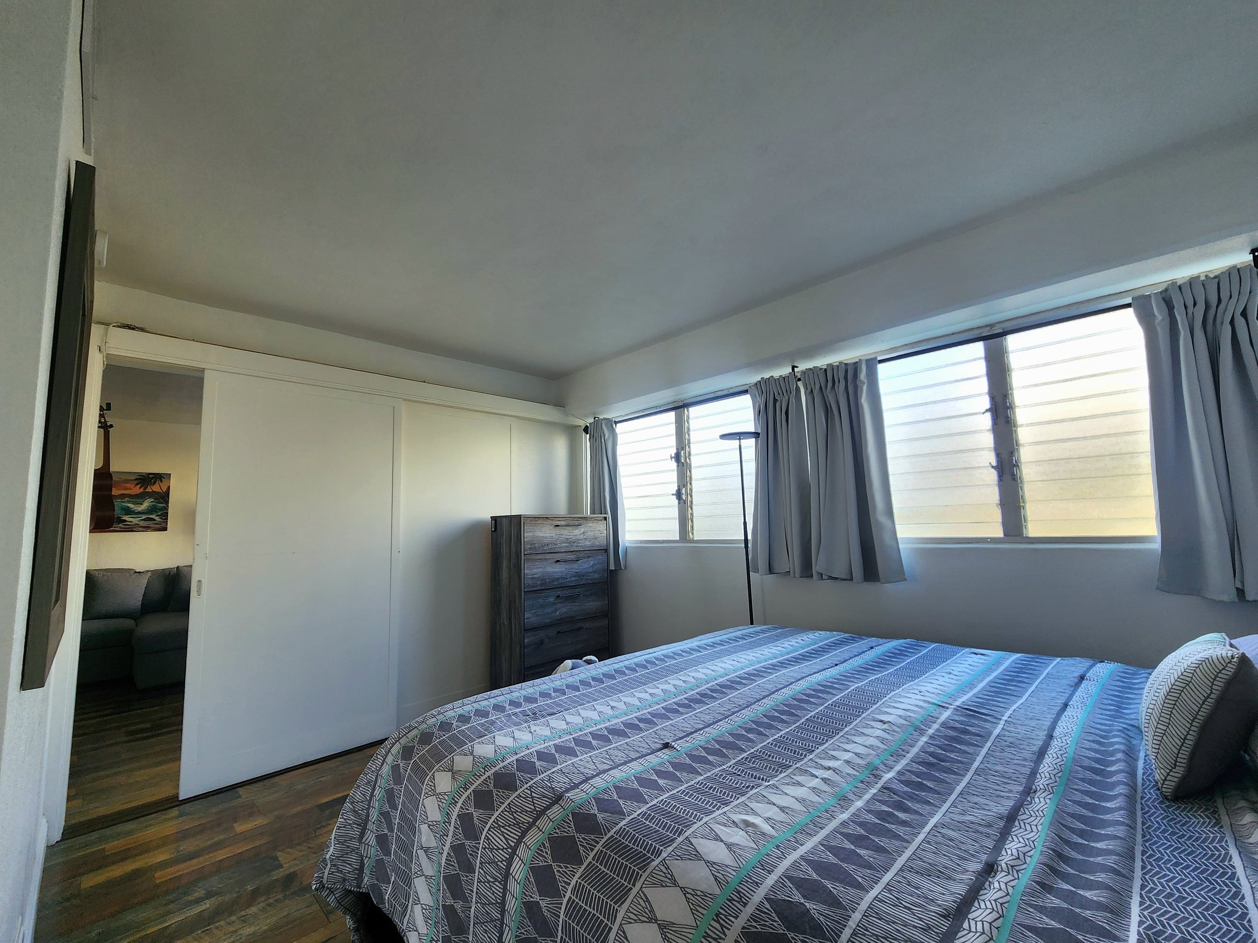 Scenic 2 BR Oasis w/Free Parking - Image 23
