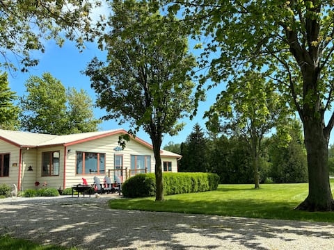 Bongo House Pelee