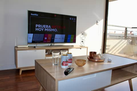 Top Airbnb: Apartment for 4/6 people in front of Parque Arauco Mall in Vitacura
