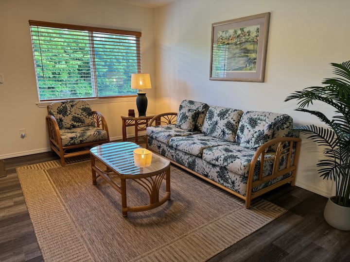 Udoban dnevni boravak sa sofom na razvlačenje