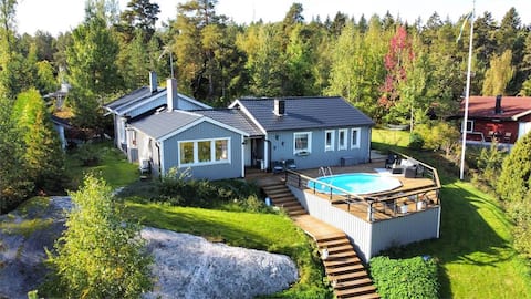 Harmonious villa with pool, smooth self check-in