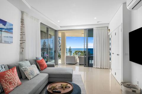 Top Airbnb: Ocean View Haven - Mooloolaba Beach in Mooloolaba