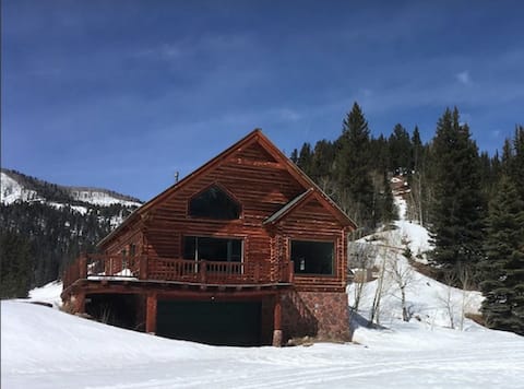 Storm Peak Lodge