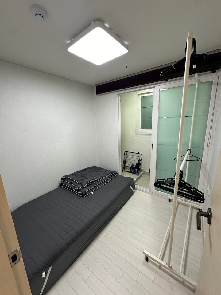 Room3 Super single size