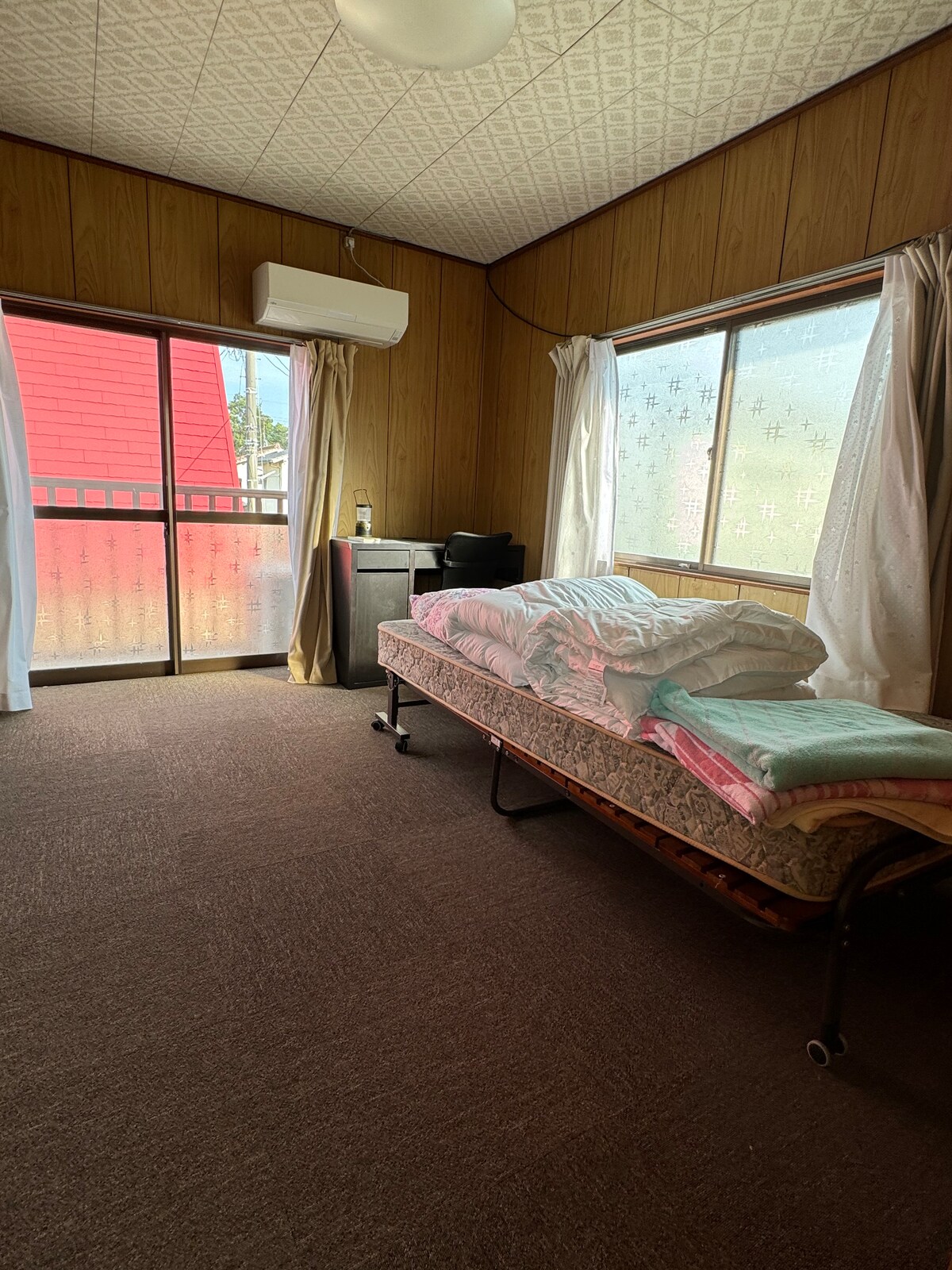 غرفة النوم 2