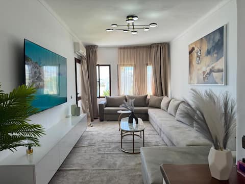 Apartment by the sea