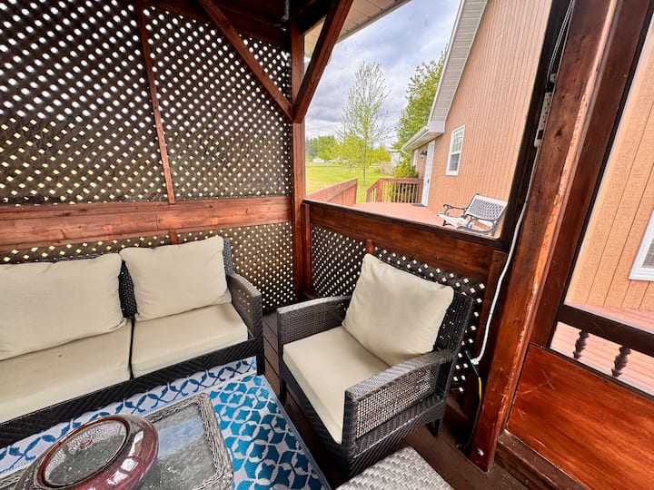Miramichi Waterfront Home - Miramichi