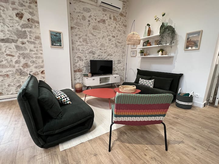 Charme Avec Décoration Récente - Juan-les-Pins
