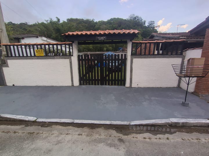 Casa 600 M Da Praia De Massaguaçu - Caraguatatuba