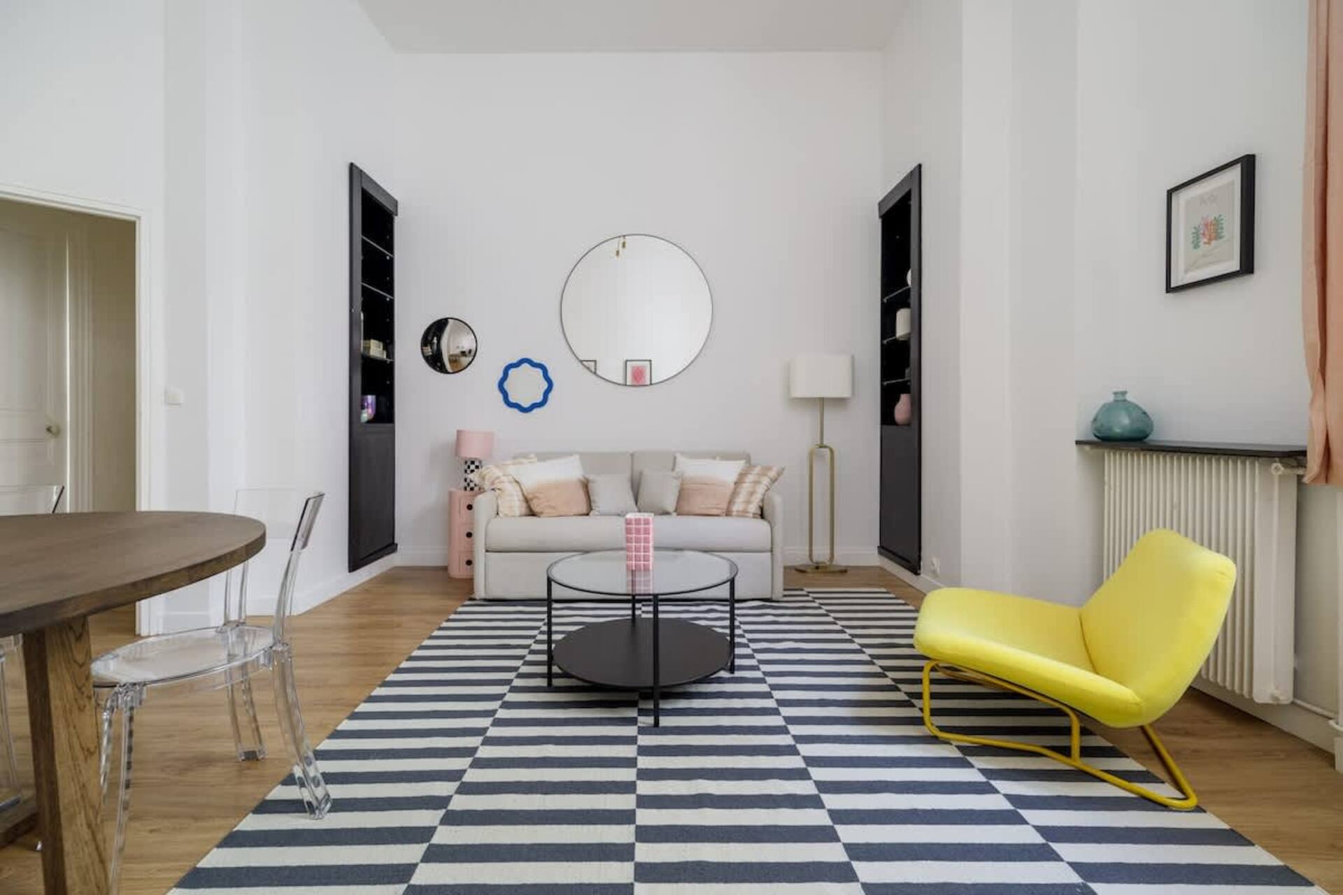 FurtiveStay - Neuilly City Hall