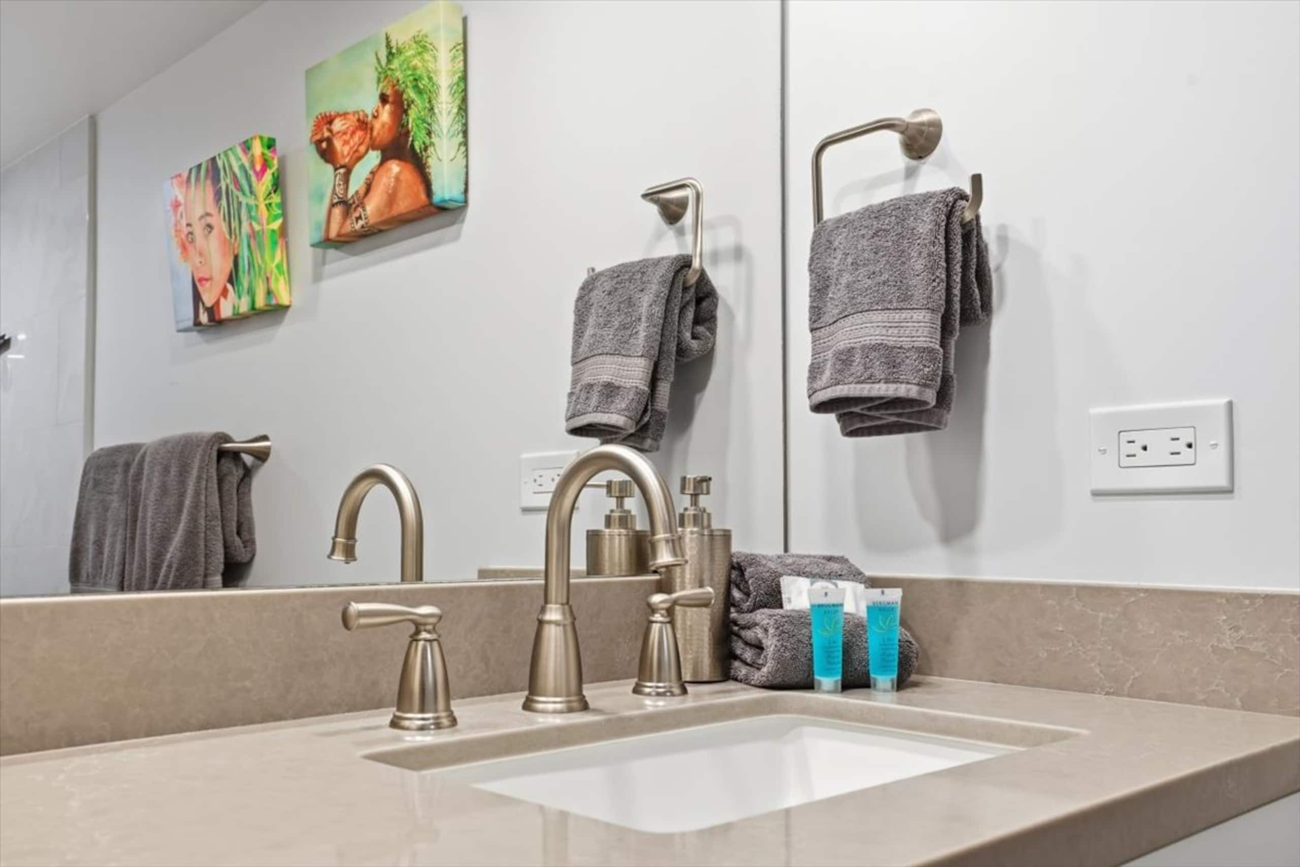 Condo in Kihei · ★4.81 · 2 bedrooms · 4 beds · 2 private baths - Image 26