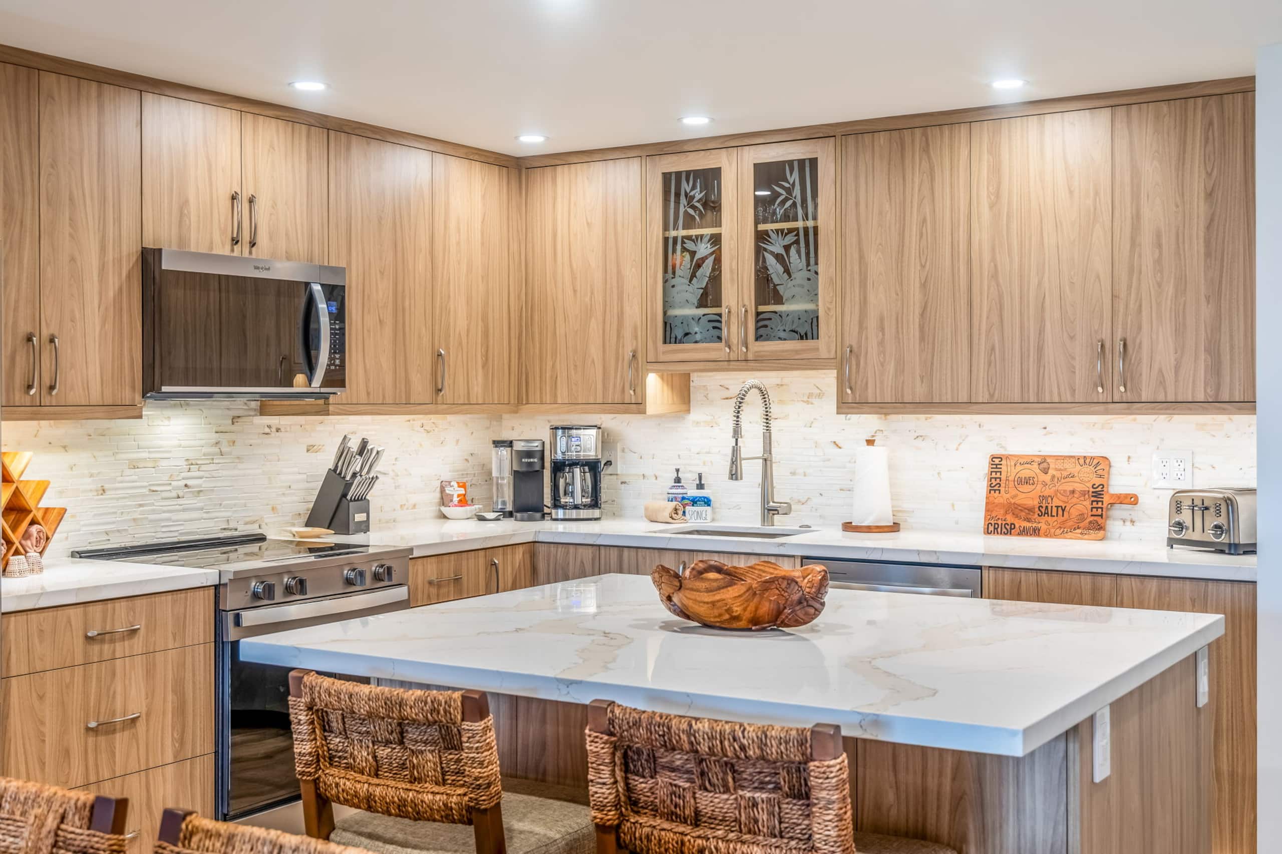 Condo in Kihei · ★4.92 · 2 bedrooms · 4 beds · 2 baths - Image 8