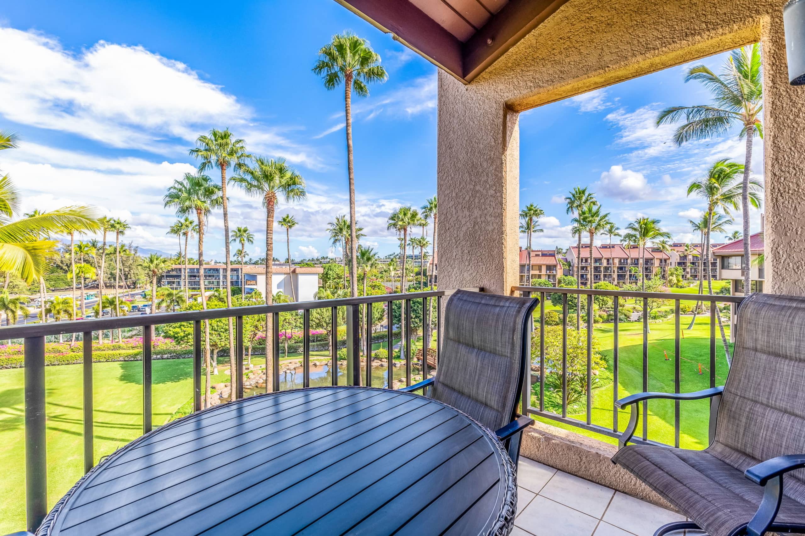 Condo in Kihei · ★4.83 · 2 bedrooms · 4 beds · 2 private baths - Image 13