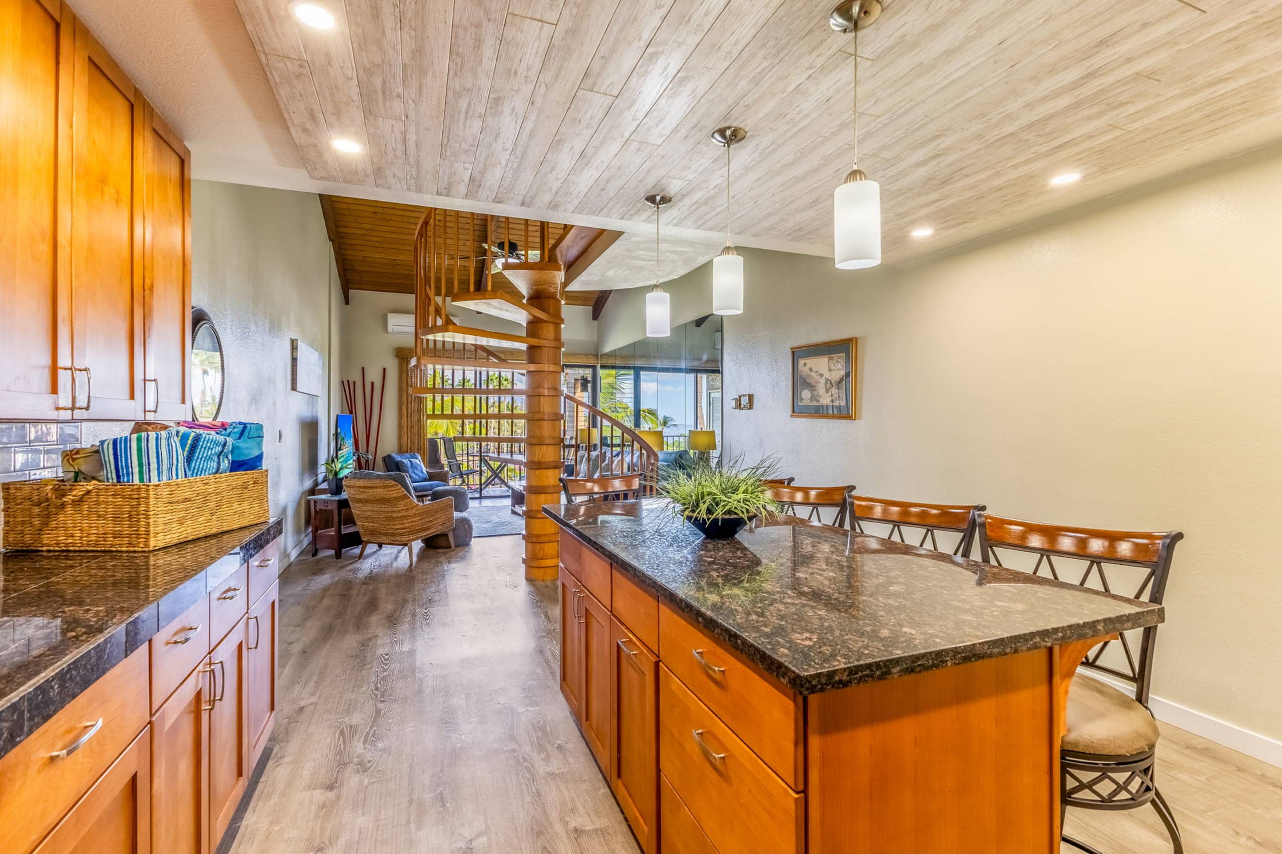 Condo in Kihei · ★4.83 · 2 bedrooms · 4 beds · 2 private baths - Image 19