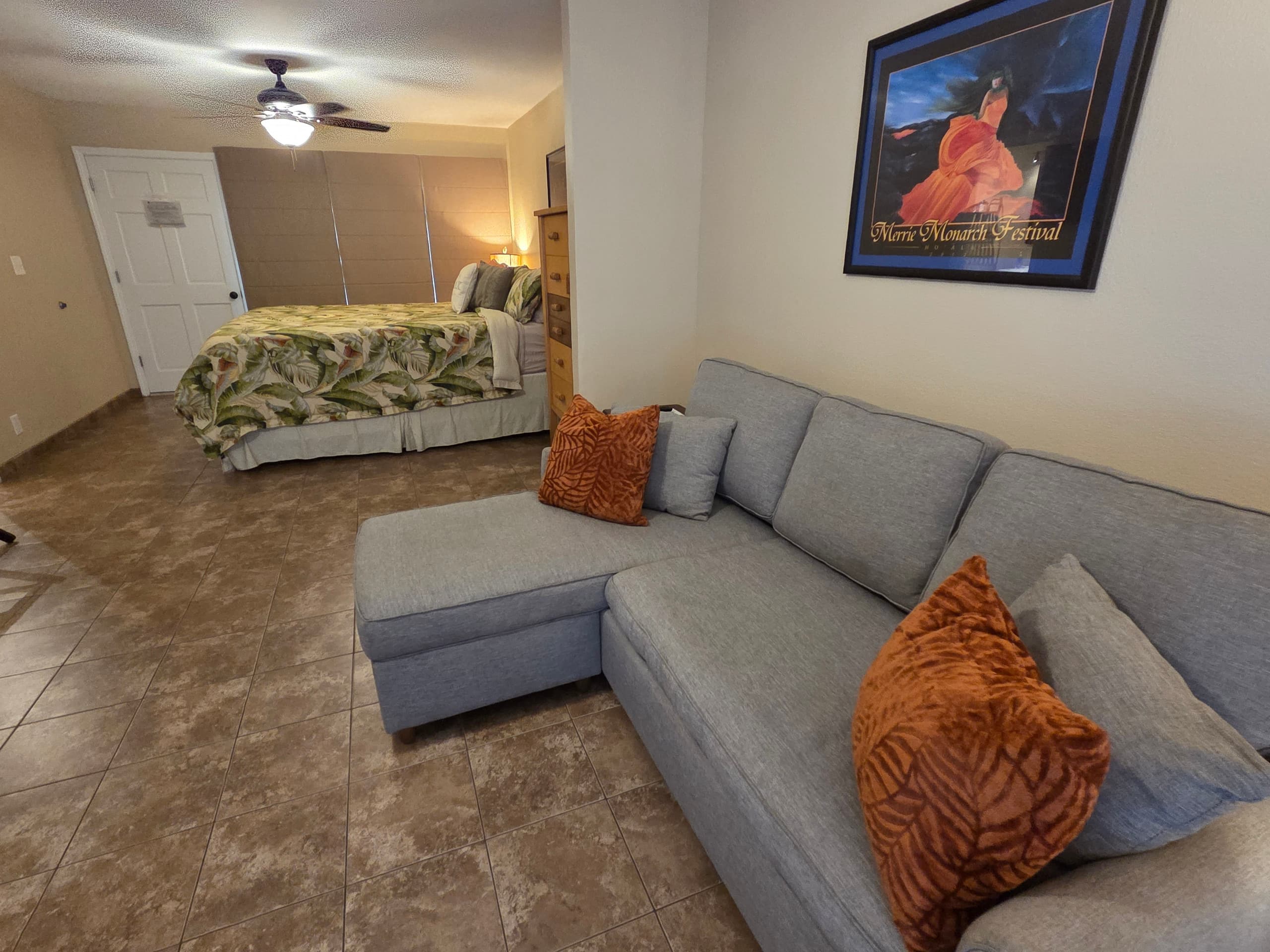 Condo in Kailua-Kona · ★4.94 · Studio · 2 beds · 1 private bath - Image 7