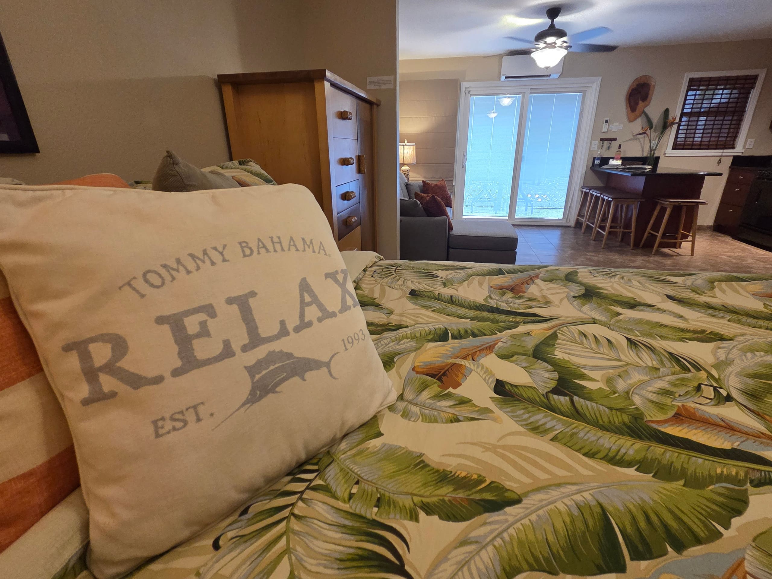 Condo in Kailua-Kona · ★4.94 · Studio · 2 beds · 1 private bath - Image 6