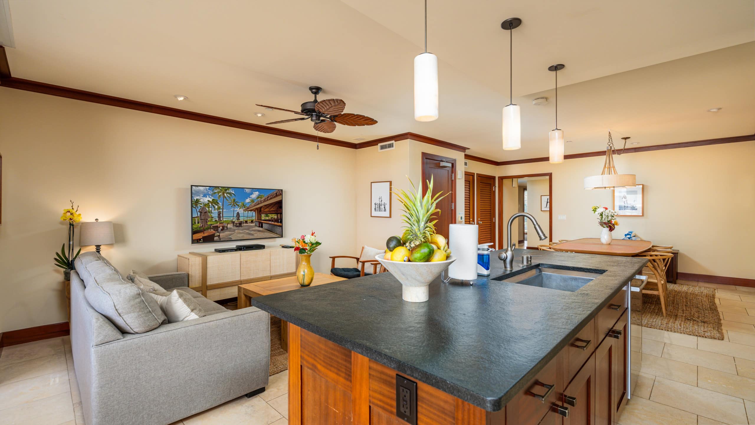 Villa in Kapolei · ★5.0 · 2 bedrooms · 3 beds · 2 shared baths - Image 3