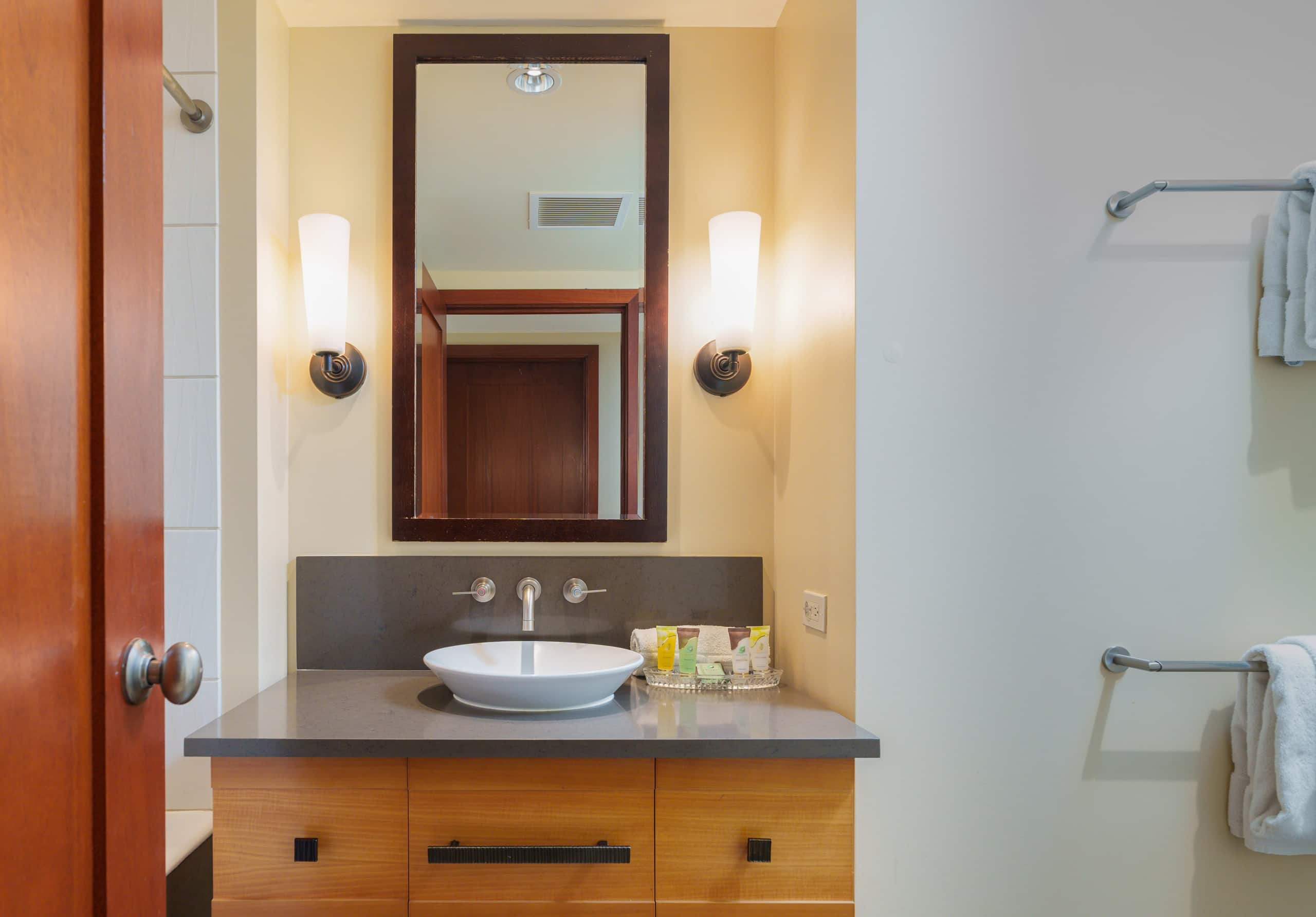 Villa in Kapolei · ★5.0 · 2 bedrooms · 3 beds · 2 shared baths - Image 15