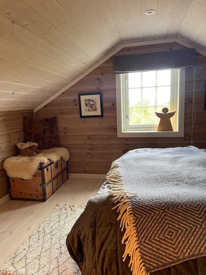 საძინებელი 4