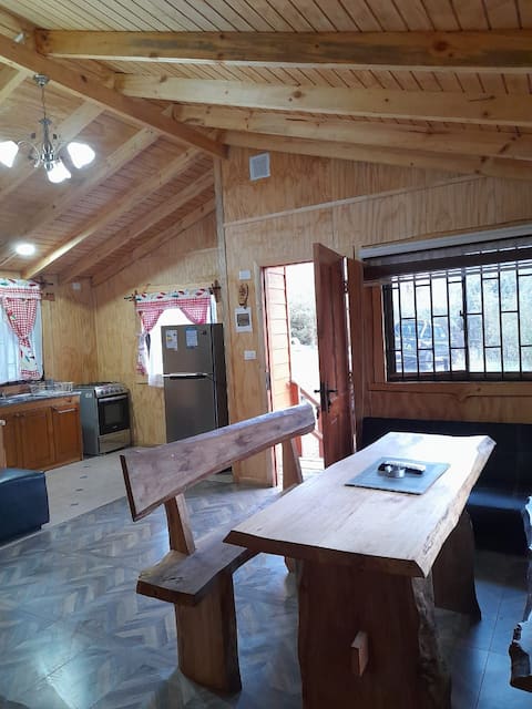 Top Airbnb: Cabins on the way to the hot springs in Pinto