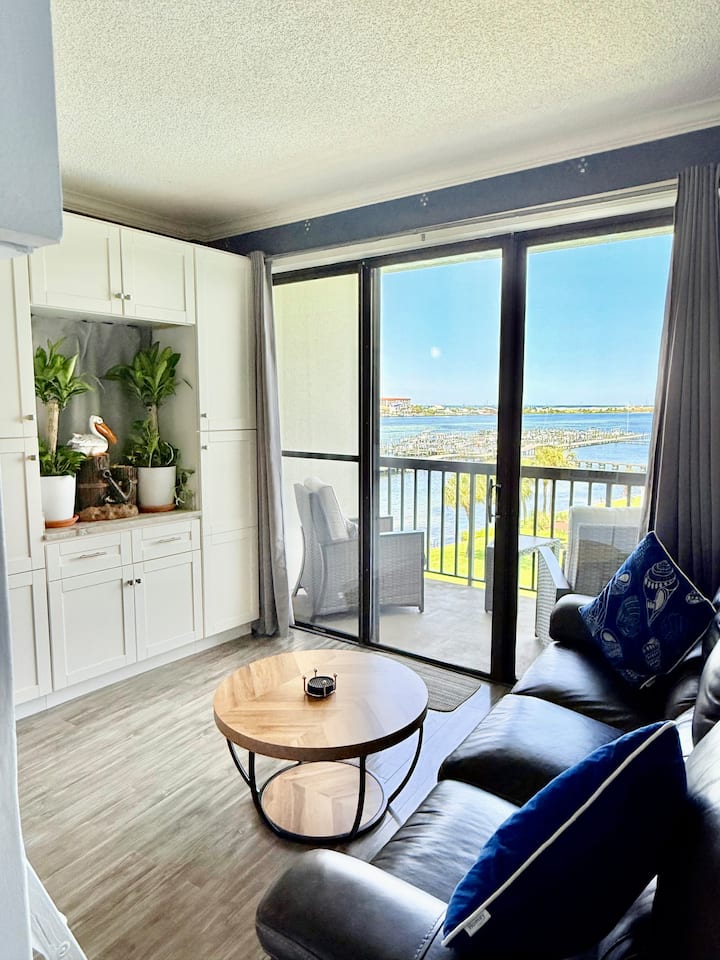 Perrydise@ Pirates Bay Top-floor Stu W/sound Views - Fort Walton Beach, FL