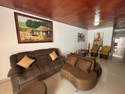 Top Airbnb: Accommodation in a furnished house in Montería in Montería