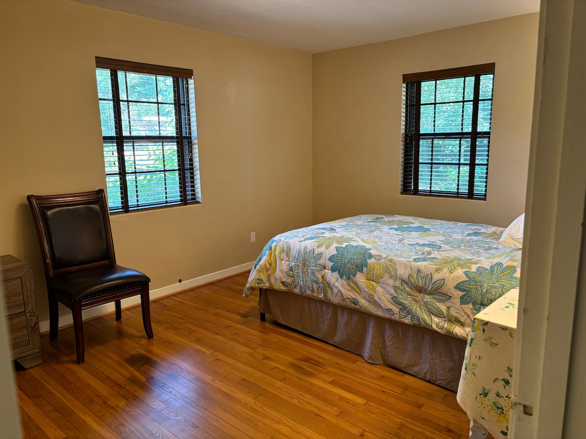 غرفة النوم 1