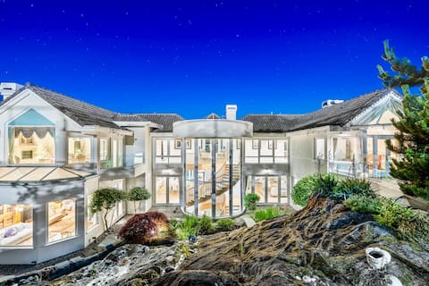 Lux Estate: Pool, Hot Tub, Sauna, Tennis, Panoramic View