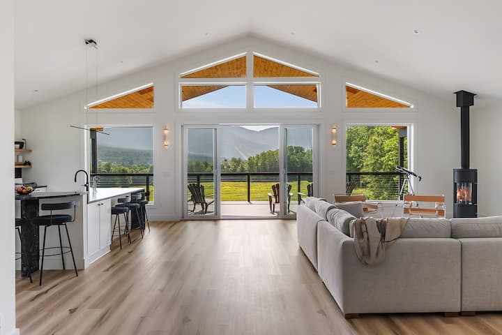 Mountainside Chalet