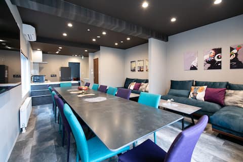 [Laboinn] Sleeps 16 | Near Susukino | Entire property available for play | Karaoke