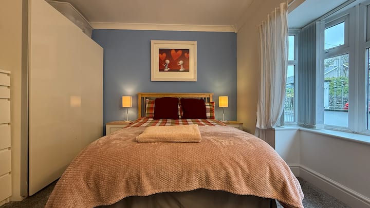 Schlafzimmer 2