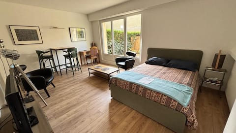 Studio Maisons-Laffitte, ground floor