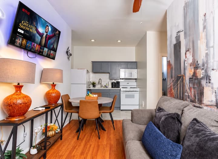Grand Mansion 9BR-5BA-24Beds | EWR | NYC | Parking
