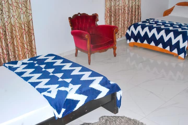 საძინებელი 2